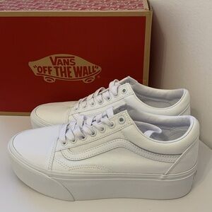 Vans White Canvas Old Skool Stackform Platform Sneakers BN Size 9.5